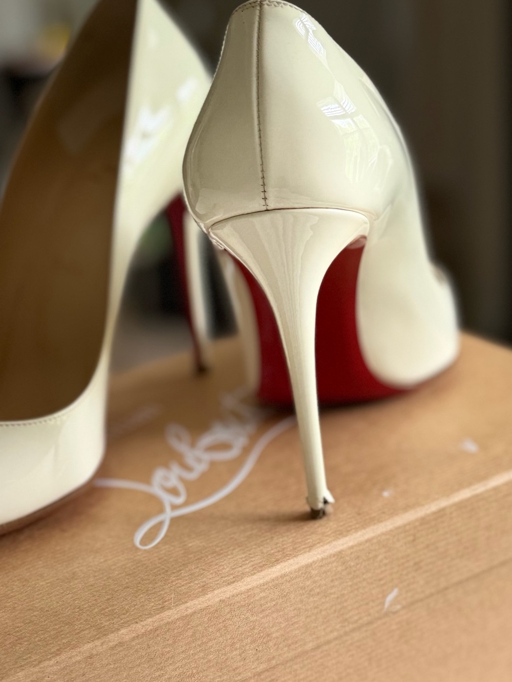 Christian Louboutin Ivory Patent Pointed Toe Stiletto Pumps - Picture 5 of 8